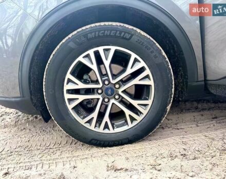 Серый Форд Эскейп, объемом двигателя 2.5 л и пробегом 215 тыс. км за 21000 $, фото 12 на Automoto.ua