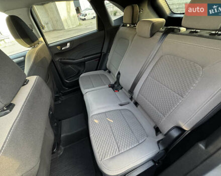 Серый Форд Эскейп, объемом двигателя 1.5 л и пробегом 154 тыс. км за 16399 $, фото 24 на Automoto.ua