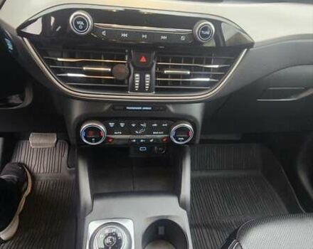 Серый Форд Эскейп, объемом двигателя 2.49 л и пробегом 142 тыс. км за 19800 $, фото 20 на Automoto.ua