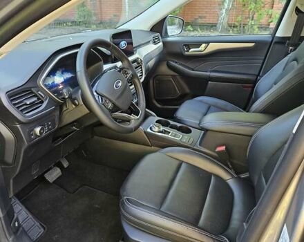 Серый Форд Эскейп, объемом двигателя 2.5 л и пробегом 73 тыс. км за 27500 $, фото 19 на Automoto.ua