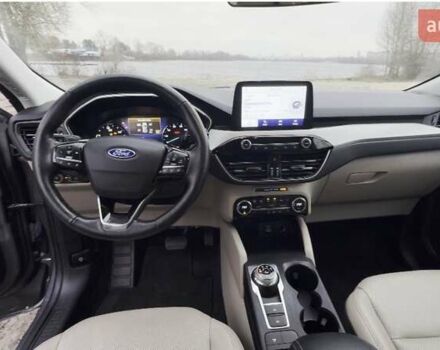 Серый Форд Эскейп, объемом двигателя 2.5 л и пробегом 215 тыс. км за 21000 $, фото 7 на Automoto.ua