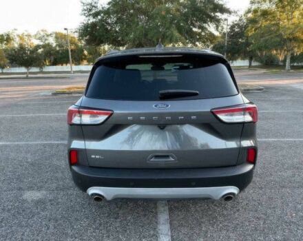 Серый Форд Эскейп, объемом двигателя 2.5 л и пробегом 20 тыс. км за 11000 $, фото 4 на Automoto.ua