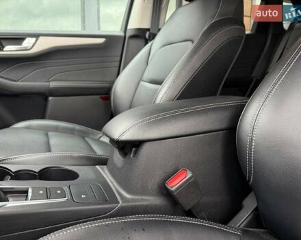 Сірий Форд Ескейп, об'ємом двигуна 2.5 л та пробігом 80 тис. км за 20999 $, фото 25 на Automoto.ua