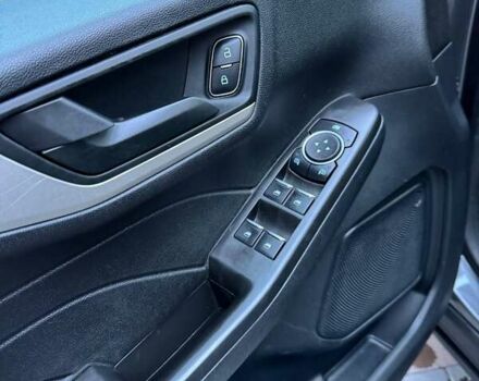 Серый Форд Эскейп, объемом двигателя 1.5 л и пробегом 198 тыс. км за 12300 $, фото 13 на Automoto.ua