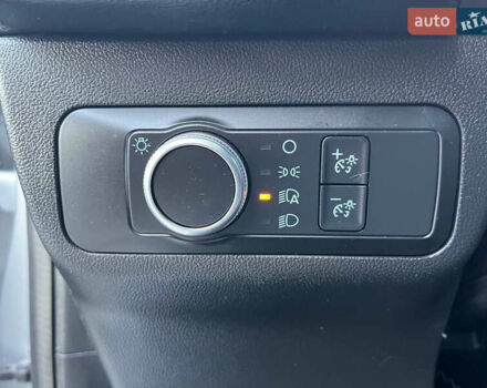 Сірий Форд Ескейп, об'ємом двигуна 1.5 л та пробігом 16 тис. км за 17500 $, фото 20 на Automoto.ua