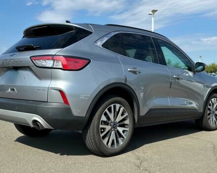 Сірий Форд Ескейп, об'ємом двигуна 2 л та пробігом 28 тис. км за 11000 $, фото 3 на Automoto.ua