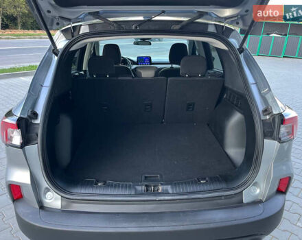 Сірий Форд Ескейп, об'ємом двигуна 1.5 л та пробігом 16 тис. км за 17500 $, фото 43 на Automoto.ua