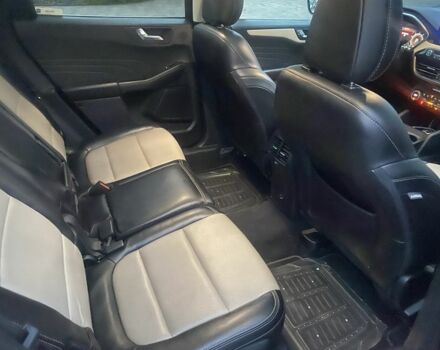 Сірий Форд Ескейп, об'ємом двигуна 2 л та пробігом 130 тис. км за 18500 $, фото 11 на Automoto.ua