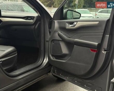 Сірий Форд Ескейп, об'ємом двигуна 2.5 л та пробігом 80 тис. км за 20999 $, фото 52 на Automoto.ua