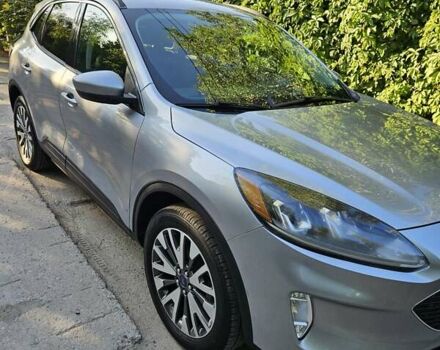 Серый Форд Эскейп, объемом двигателя 2.5 л и пробегом 73 тыс. км за 27500 $, фото 14 на Automoto.ua