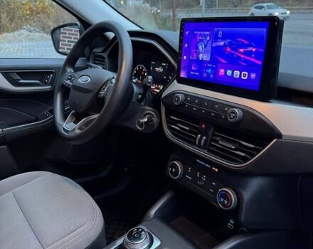 Серый Форд Эскейп, объемом двигателя 1.5 л и пробегом 200 тыс. км за 11999 $, фото 16 на Automoto.ua