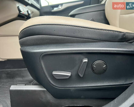 Серый Форд Эскейп, объемом двигателя 1.5 л и пробегом 66 тыс. км за 17800 $, фото 43 на Automoto.ua