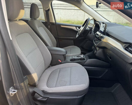 Серый Форд Эскейп, объемом двигателя 1.5 л и пробегом 154 тыс. км за 16399 $, фото 30 на Automoto.ua