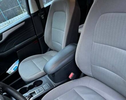 Серый Форд Эскейп, объемом двигателя 1.5 л и пробегом 200 тыс. км за 11999 $, фото 12 на Automoto.ua