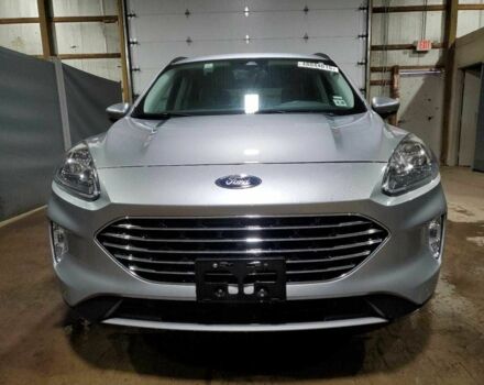 Серый Форд Эскейп, объемом двигателя 2.5 л и пробегом 65 тыс. км за 14500 $, фото 4 на Automoto.ua