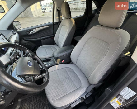 Серый Форд Эскейп, объемом двигателя 1.5 л и пробегом 154 тыс. км за 16399 $, фото 12 на Automoto.ua