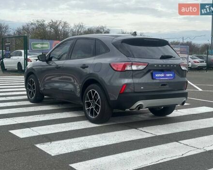 Сірий Форд Ескейп, об'ємом двигуна 1.5 л та пробігом 93 тис. км за 18700 $, фото 6 на Automoto.ua