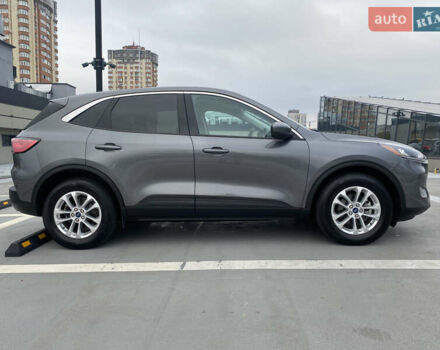 Серый Форд Эскейп, объемом двигателя 2.49 л и пробегом 61 тыс. км за 29000 $, фото 4 на Automoto.ua