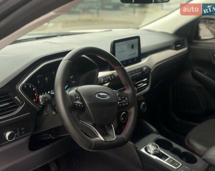 Сірий Форд Ескейп, об'ємом двигуна 1.5 л та пробігом 93 тис. км за 18700 $, фото 8 на Automoto.ua