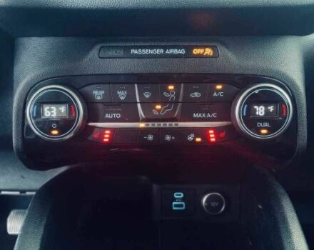 Серый Форд Эскейп, объемом двигателя 2.5 л и пробегом 45 тыс. км за 5500 $, фото 15 на Automoto.ua