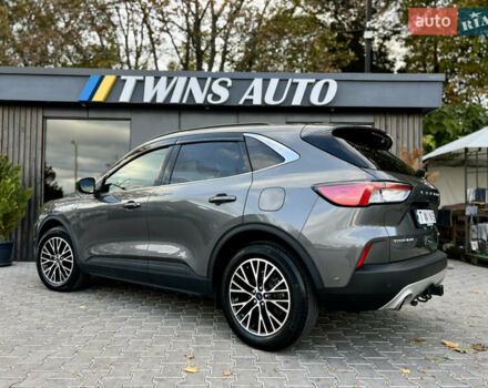 Серый Форд Эскейп, объемом двигателя 2.5 л и пробегом 52 тыс. км за 27900 $, фото 22 на Automoto.ua