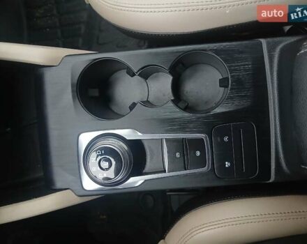 Серый Форд Эскейп, объемом двигателя 1.5 л и пробегом 64 тыс. км за 18200 $, фото 18 на Automoto.ua