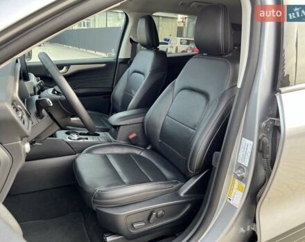 Серый Форд Эскейп, объемом двигателя 1.5 л и пробегом 125 тыс. км за 18500 $, фото 10 на Automoto.ua