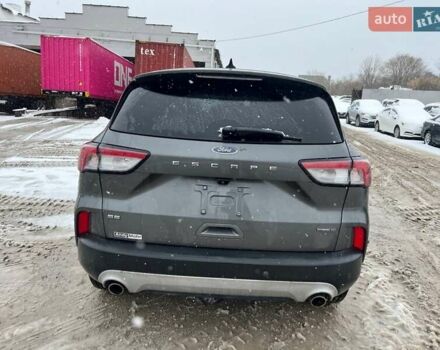 Серый Форд Эскейп, объемом двигателя 2.5 л и пробегом 125 тыс. км за 17290 $, фото 2 на Automoto.ua