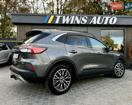 Серый Форд Эскейп, объемом двигателя 2.5 л и пробегом 52 тыс. км за 27900 $, фото 18 на Automoto.ua