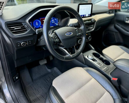 Серый Форд Эскейп, объемом двигателя 2.5 л и пробегом 52 тыс. км за 27900 $, фото 24 на Automoto.ua