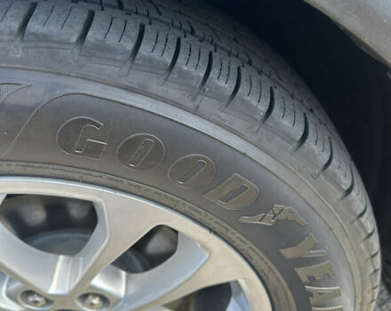 Сірий Форд Ескейп, об'ємом двигуна 2.5 л та пробігом 147 тис. км за 20400 $, фото 3 на Automoto.ua