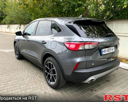 Серый Форд Эскейп, объемом двигателя 1.5 л и пробегом 90 тыс. км за 19000 $, фото 4 на Automoto.ua