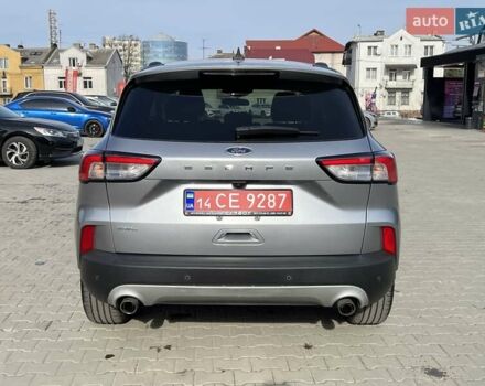 Серый Форд Эскейп, объемом двигателя 1.5 л и пробегом 125 тыс. км за 18500 $, фото 3 на Automoto.ua