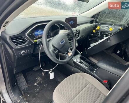 Серый Форд Эскейп, объемом двигателя 2.5 л и пробегом 125 тыс. км за 17290 $, фото 6 на Automoto.ua