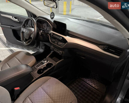 Серый Форд Эскейп, объемом двигателя 1.5 л и пробегом 139 тыс. км за 14200 $, фото 32 на Automoto.ua