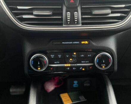 Серый Форд Эскейп, объемом двигателя 2.5 л и пробегом 136 тыс. км за 23290 $, фото 17 на Automoto.ua