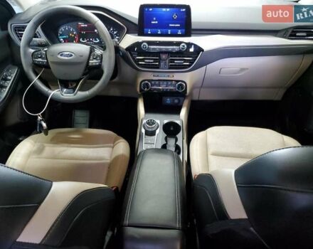 Серый Форд Эскейп, объемом двигателя 0 л и пробегом 32 тыс. км за 9396 $, фото 7 на Automoto.ua