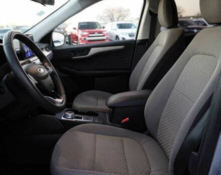 Сірий Форд Ескейп, об'ємом двигуна 1.5 л та пробігом 23 тис. км за 12900 $, фото 8 на Automoto.ua