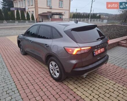 Сірий Форд Ескейп, об'ємом двигуна 1.5 л та пробігом 63 тис. км за 15000 $, фото 6 на Automoto.ua