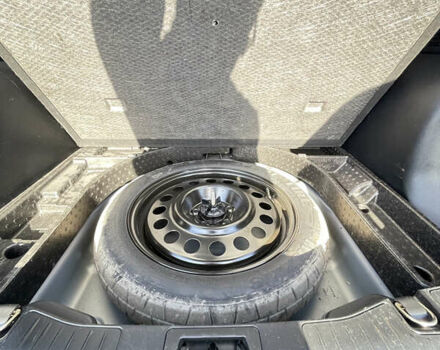 Серый Форд Эскейп, объемом двигателя 2 л и пробегом 99 тыс. км за 18900 $, фото 21 на Automoto.ua