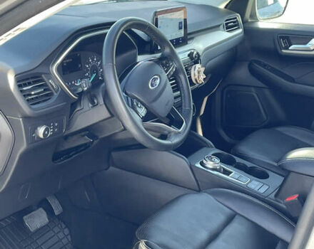 Серый Форд Эскейп, объемом двигателя 2 л и пробегом 99 тыс. км за 18900 $, фото 11 на Automoto.ua