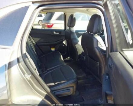 Серый Форд Эскейп, объемом двигателя 2.5 л и пробегом 54 тыс. км за 5300 $, фото 7 на Automoto.ua