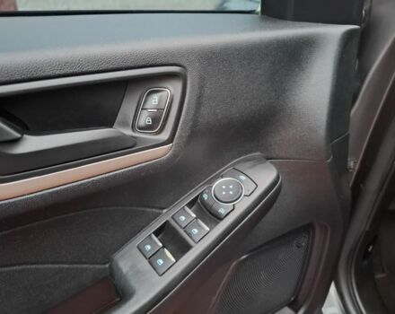 Серый Форд Эскейп, объемом двигателя 1.5 л и пробегом 63 тыс. км за 15000 $, фото 10 на Automoto.ua