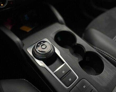 Серый Форд Эскейп, объемом двигателя 2.5 л и пробегом 136 тыс. км за 23290 $, фото 19 на Automoto.ua