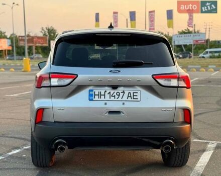 Сірий Форд Ескейп, об'ємом двигуна 1.5 л та пробігом 33 тис. км за 16500 $, фото 3 на Automoto.ua
