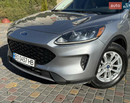 Серый Форд Эскейп, объемом двигателя 2.5 л и пробегом 3 тыс. км за 22900 $, фото 1 на Automoto.ua