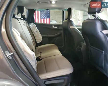 Серый Форд Эскейп, объемом двигателя 0 л и пробегом 32 тыс. км за 9396 $, фото 9 на Automoto.ua