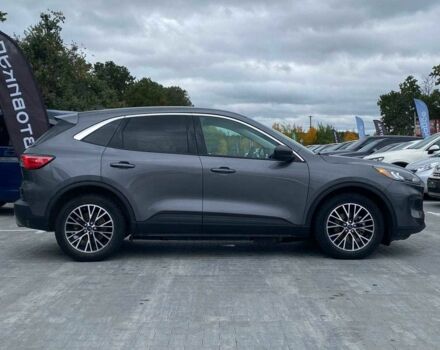 Серый Форд Эскейп, объемом двигателя 2.5 л и пробегом 136 тыс. км за 23290 $, фото 7 на Automoto.ua