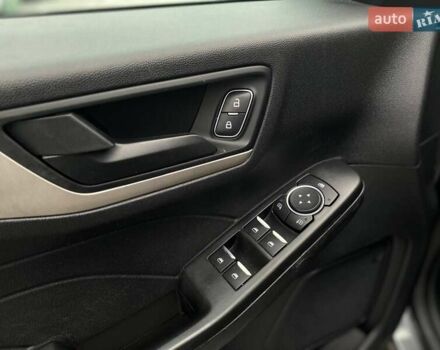 Серый Форд Эскейп, объемом двигателя 2.49 л и пробегом 136 тыс. км за 23290 $, фото 16 на Automoto.ua