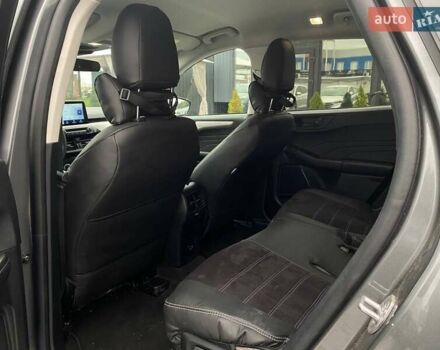 Серый Форд Эскейп, объемом двигателя 2.49 л и пробегом 136 тыс. км за 23290 $, фото 28 на Automoto.ua